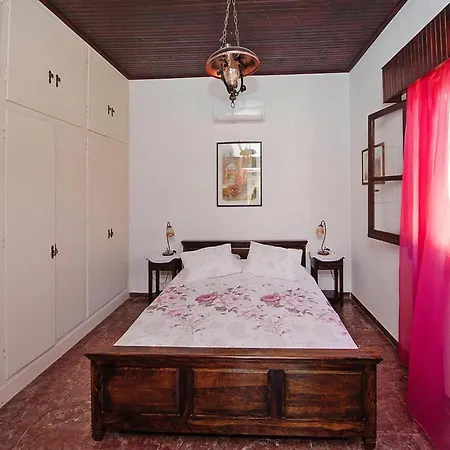 度假居 Acharavi Retreat Near The Bay 阿查拉维