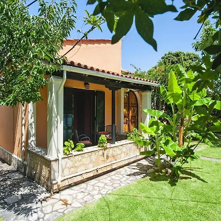 Acharavi Retreat Near The Bay Ferienhaus *